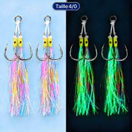 Taille 4/0 — 2 montages Luminous en lumière normale et illustration de phosphorescence